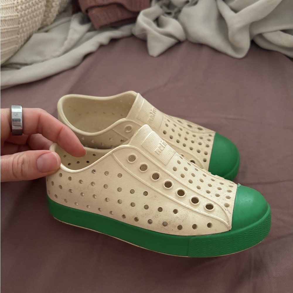 Native Kids Cream and Green Water Shoes
